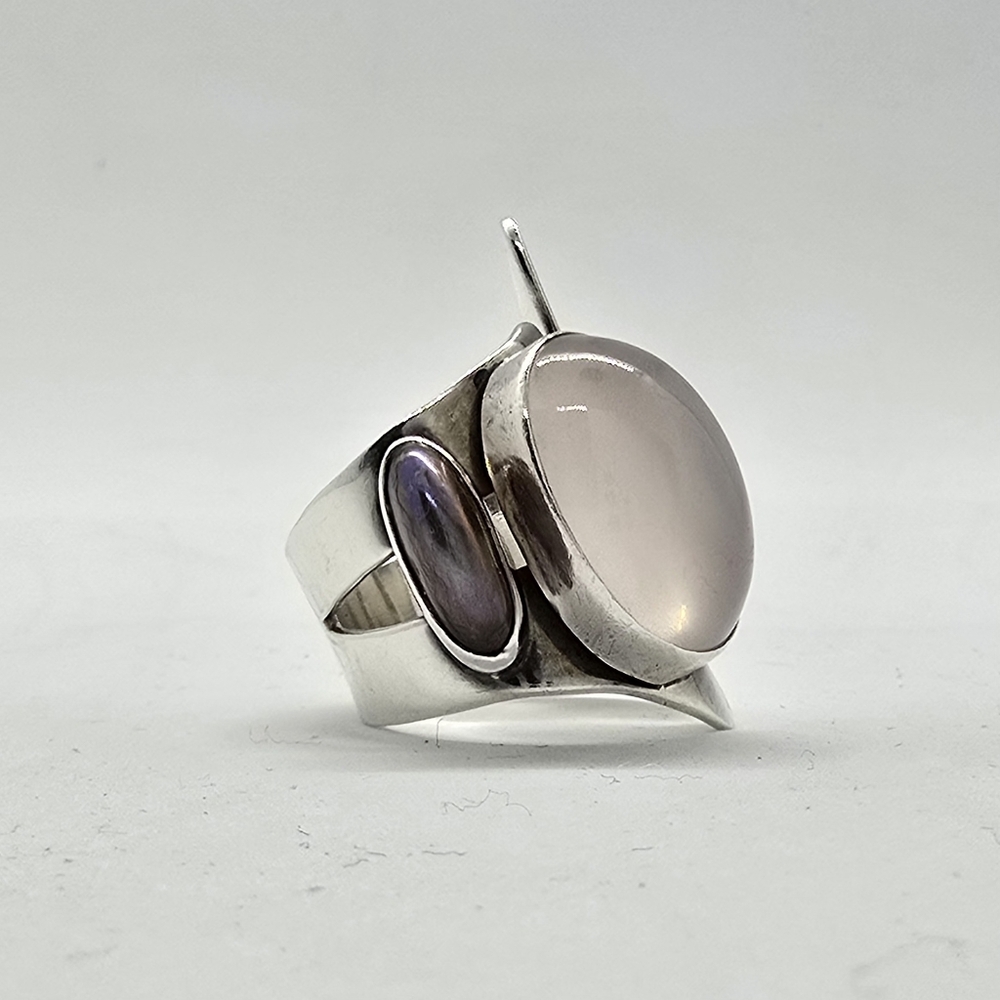 Lilly Barrack Stering Silver Rose Quartz & Purple Pearl Ring